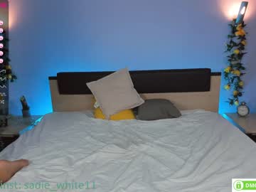 female cam girl foxhilary image #2581101
