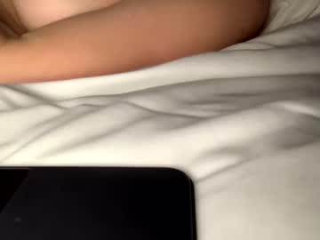 silkycurvess  female  webcam