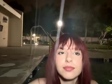 allyspoon  female  webcam