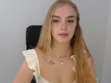 female cam girl molly_wenis image #2402669