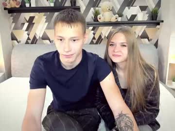 female cam couple casey_and_tommy image #2122833
