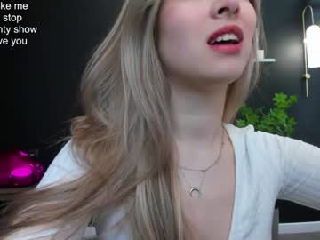 female cam girl milablush image #3670748