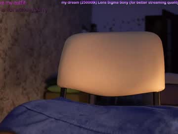female cam girl kronniekray image #296028