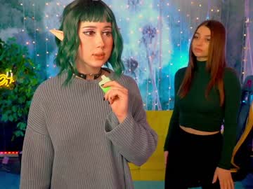 female cam couple kira0541 image #3657516