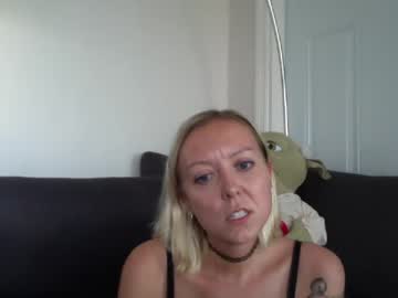 female cam girl keelskinley image #3122437