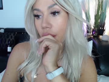 female cam girl marrylouanne image #2527875