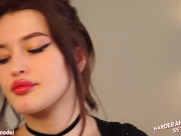 female cam girl w0wgirls image #3648723
