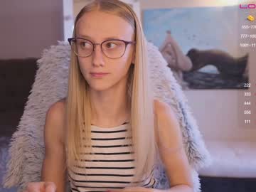 female cam girl angeellina image #165741
