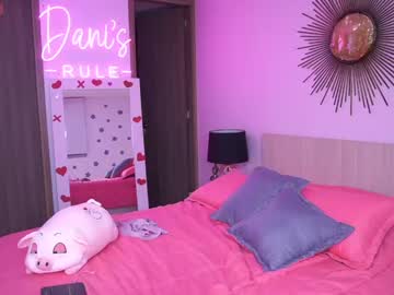 female cam girl dani_moore image #1257469