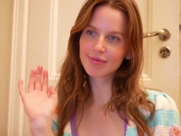 female cam girl ellaa91 image #3084690