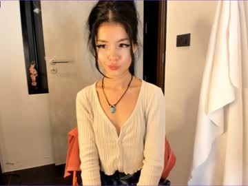 female cam girl akino_17 image #1850775