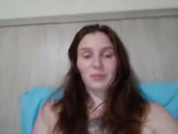 female cam couple bigwhitebootygirl image #2078339