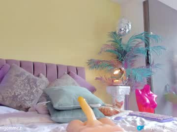 female cam tranny naomigomezz image #1448658