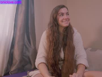 female cam girl chroniclove image #2748265