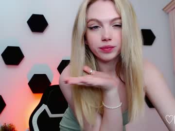 female cam girl small_blondee image #3869752