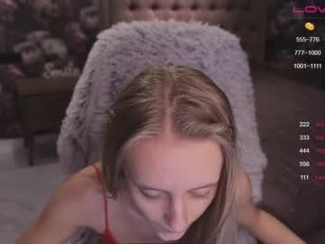 female cam girl angeellina image #680750