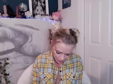female cam girl laceycoffeegirl image #3868226
