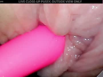 female cam girl adulting image #972469