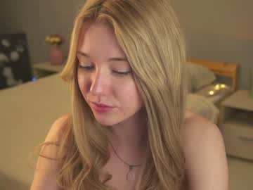 female cam girl infinitysoul_ image #3908288