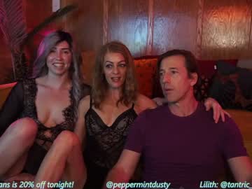 female cam couple peppermintdusty image #107507