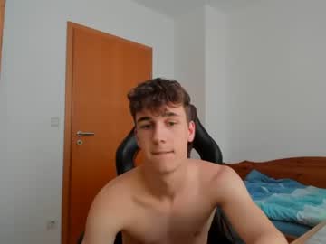 female cam man justanormaldick69 image #2375208