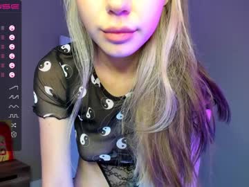 female cam girl deniseone image #2454070
