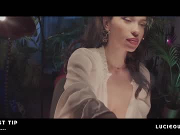 female cam girl lucieoude_ image #3858947