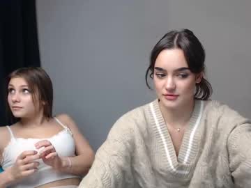 female cam couple nina_marina image #2947744
