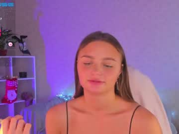 female cam girl kralya_smile image #3405265
