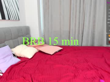 female cam couple gary_and_sandra image #2237431