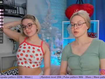 female cam couple huntertiana image #1071313