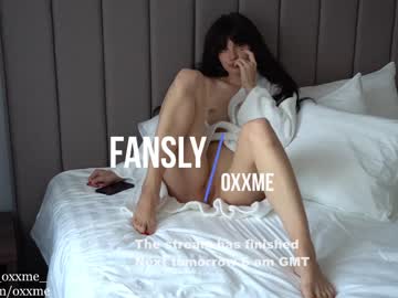 female cam girl oxxme image #1986052