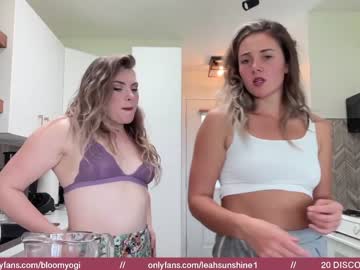 female cam girl bloomyogi image #1772772