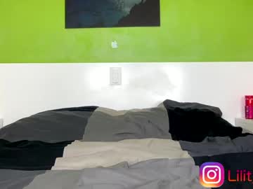 female cam girl lily_holy image #3673116