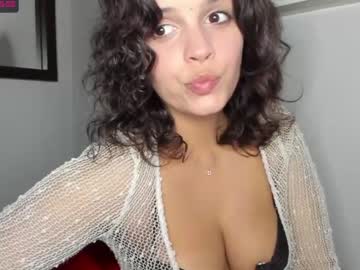female cam girl lilbeccaxo image #2937124