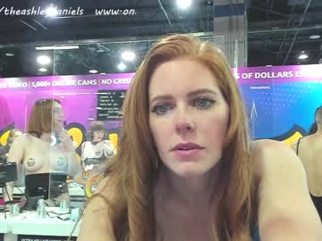 female cam girl theashleydaniels image #1665632