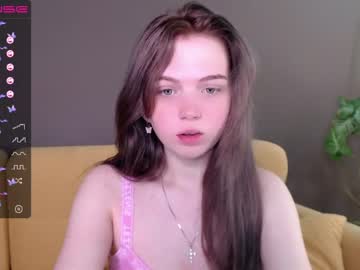 female cam girl small_blondee image #1733067