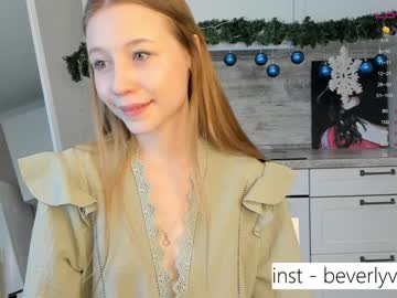 female cam couple beverlyvega image #3486923