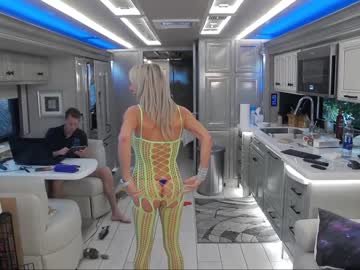 female cam couple swingintourist image #536412