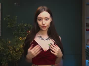female cam girl ella_knockers_xl image #1373287