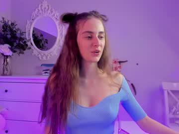 female cam girl _vogue_ image #3736466