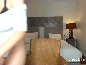 female cam girl merelin__ image #2604096
