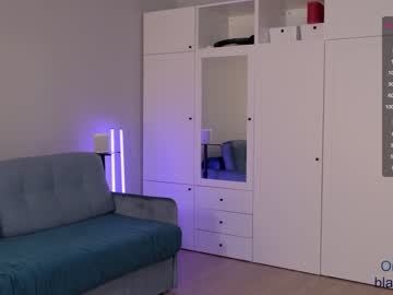 female cam girl _blackbee_ image #1220633