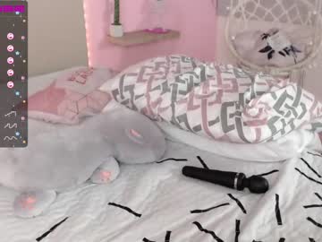 female cam girl little_effy18 image #1500419