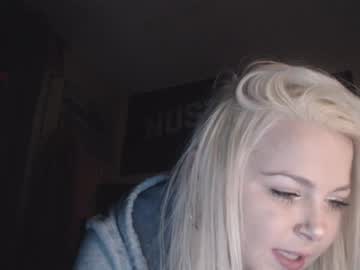 female cam girl kipsy420 image #490995