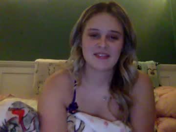 female cam girl _savannahcat_ image #783758