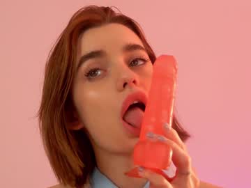 female cam girl shycinderella image #885999