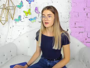 female cam girl rinatagold image #2106154