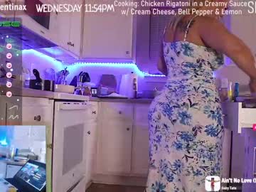 female cam girl milavalentinax image #3254074