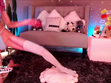female cam girl aubrilee image #2016930